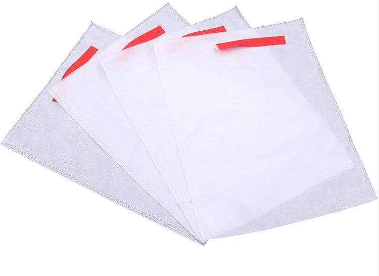 17gsm 30gsm Apple Protection Bags , Weatherproof Protective Bags For Fruit Trees